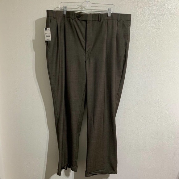 Stafford Other - (T24) NWT Stafford brown mens pleated & cuffed dress pant, 44Wx32L, flaw noted